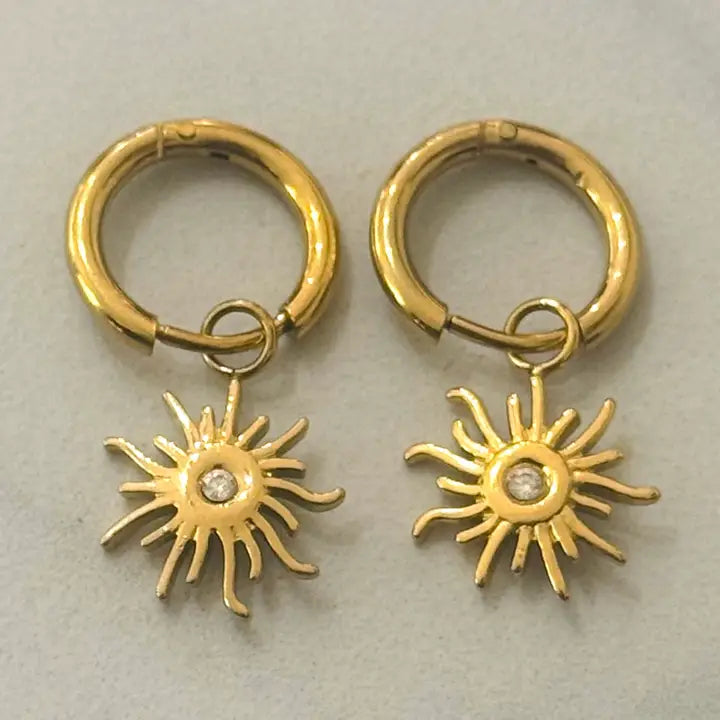 Pendientes De Aro Sol Minimalistas Con Circonitas Blancas