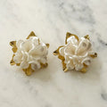 Pendientes De Botón Florales Blancos