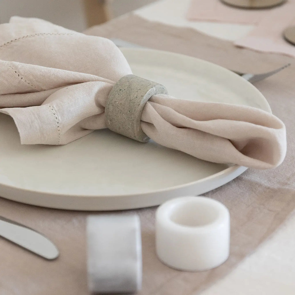 Mia Marble Napkin Ring Set Gray